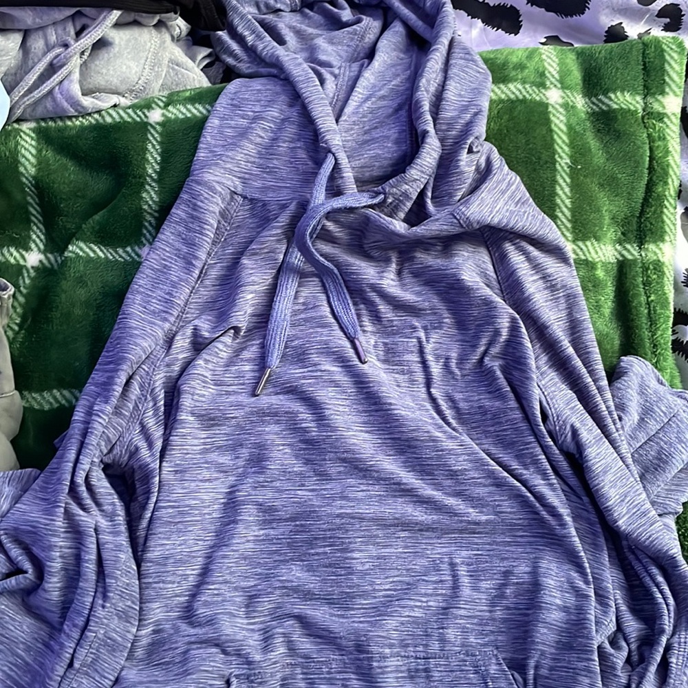 purple workout hoodie, long sleeve, size extra small
